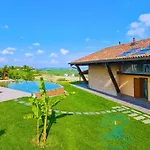 Ca 'nsel Bric Bed & Breakfast 4*